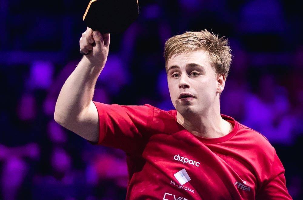 都在航站楼 都在航站楼