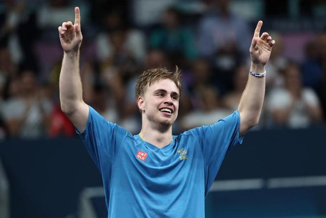 相对主动的 相对主动的