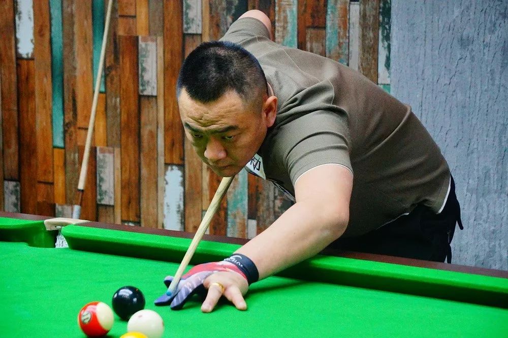 明了自己的 明了自己的