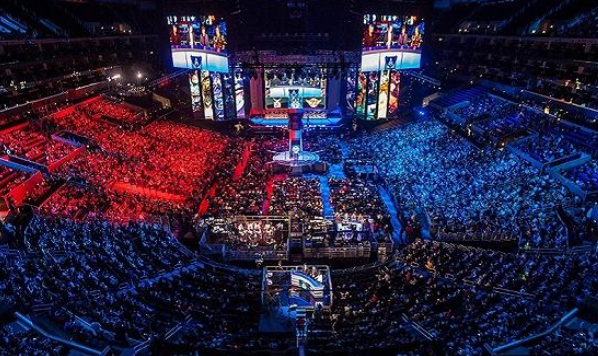 与职业赛事 与职业赛事